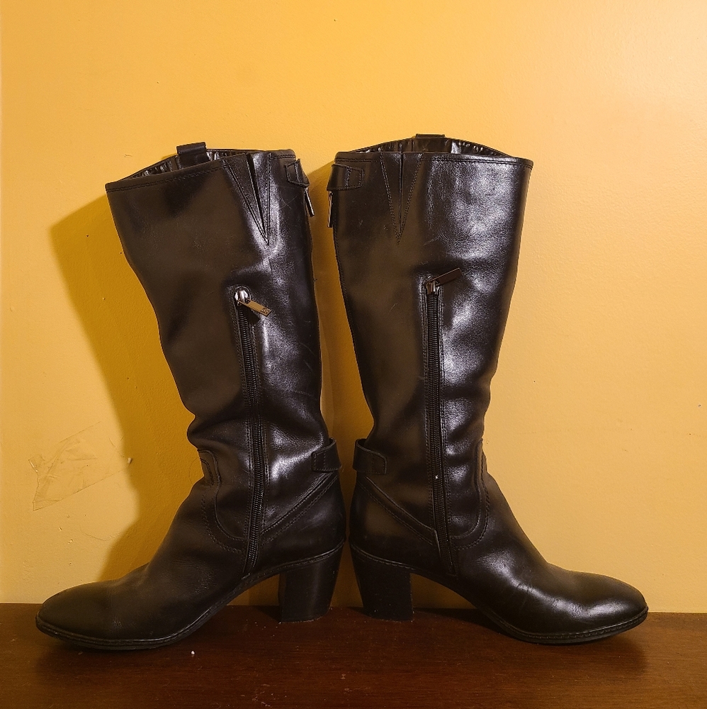 Women's Leather Boots